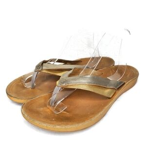 OluKai KAEKAE Gold Leather Strappy  Flip Flops Summer Sandals